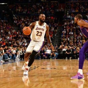 回应！詹姆斯：湖人罚球多是因为我们很少投三分